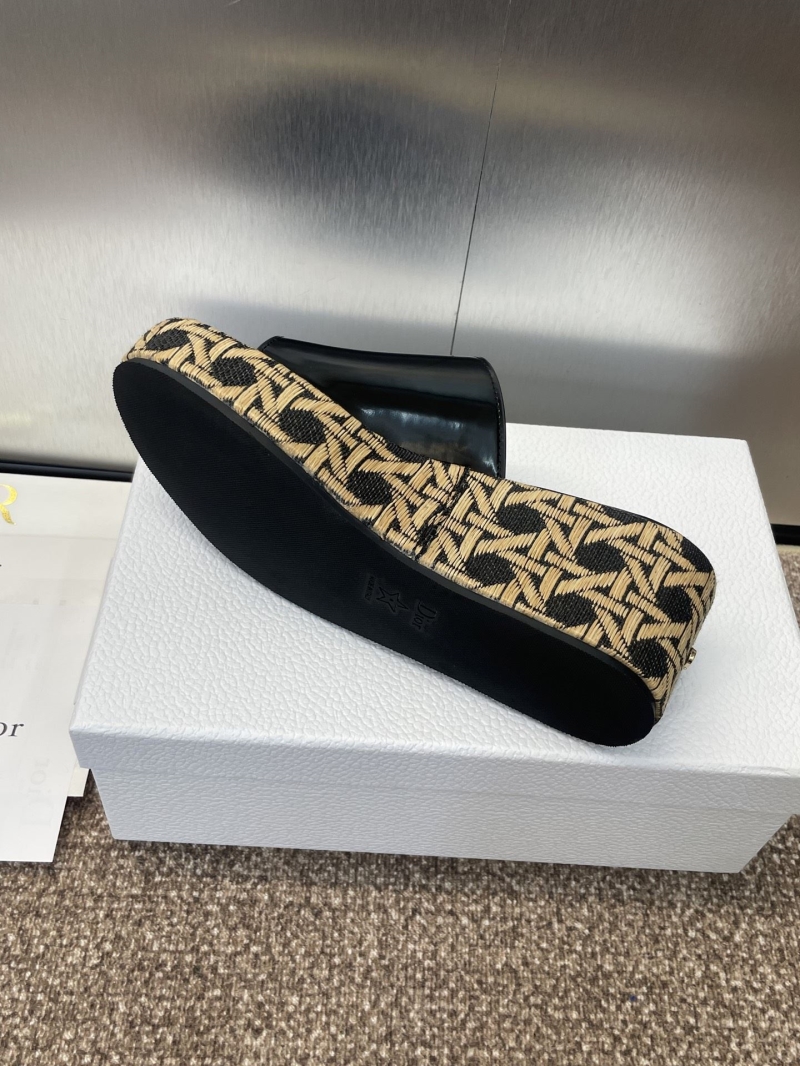 chr1st1an D10r slippers